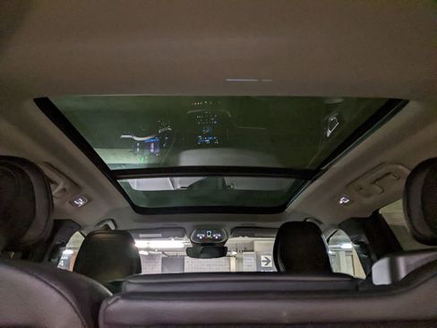 Certified 2024 Volvo V60 B5 Cross Country Plus image 13