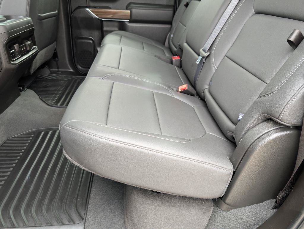 Used 2021 Chevrolet Silverado 1500 RST w/ Convenience Package II AWD/4WD image 34