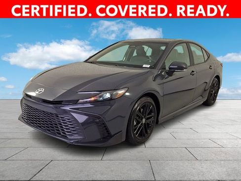 Certified 2025 Toyota Camry SE FWD image 4