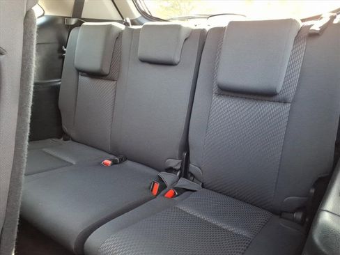 Used 2019 Toyota Highlander LE image 15