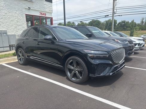 Used 2023 Genesis GV70 2.5T w/ Sport Prestige Package AWD/4WD image 1