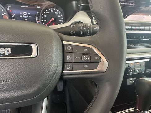Used 2025 Jeep Compass Limited AWD/4WD image 21
