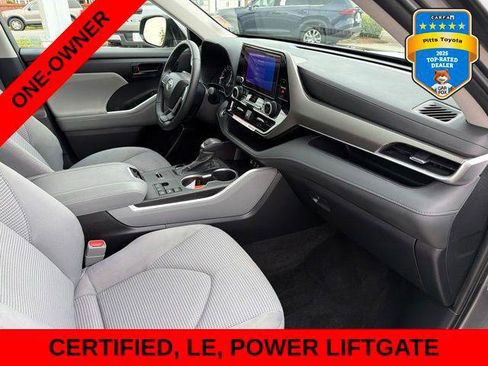 Certified 2024 Toyota Highlander LE FWD image 10