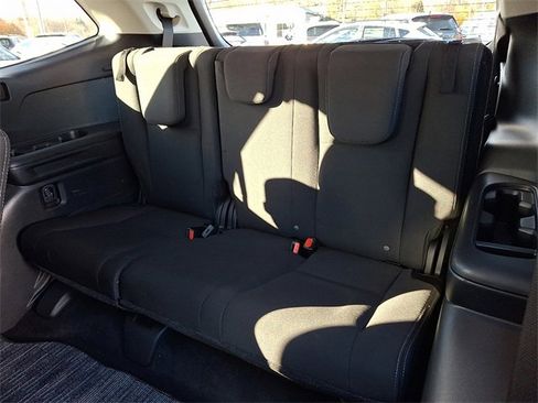 Used 2023 Subaru Ascent Premium w/ Convenience Package image 10