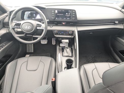 New 2026 Hyundai Elantra SEL Sport FWD image 15