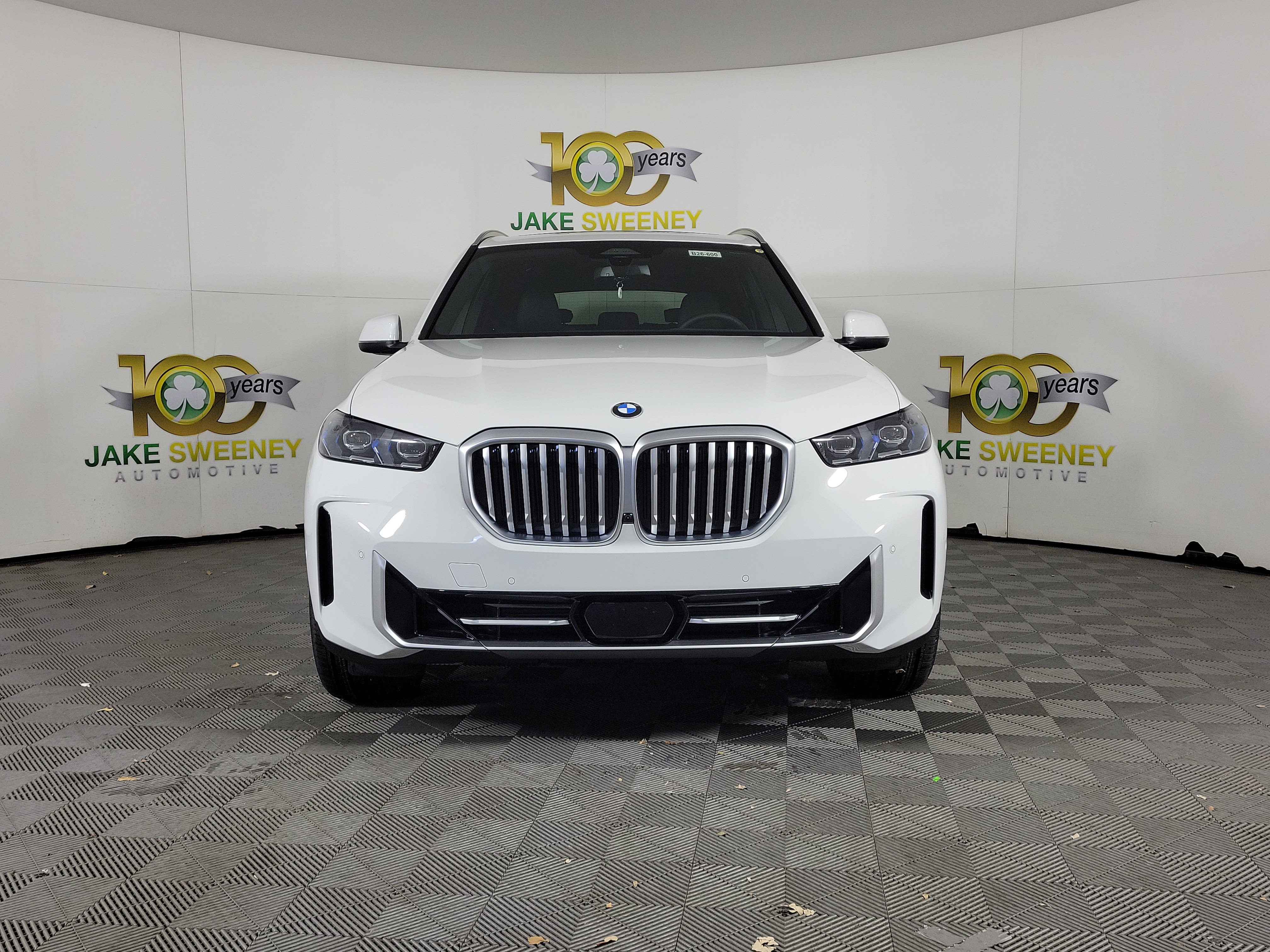 Certified 2026 BMW X5 xDrive40i w/ Parking Assistance Package AWD/4WD image 2
