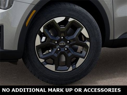 New 2026 Kia Sorento S image 9