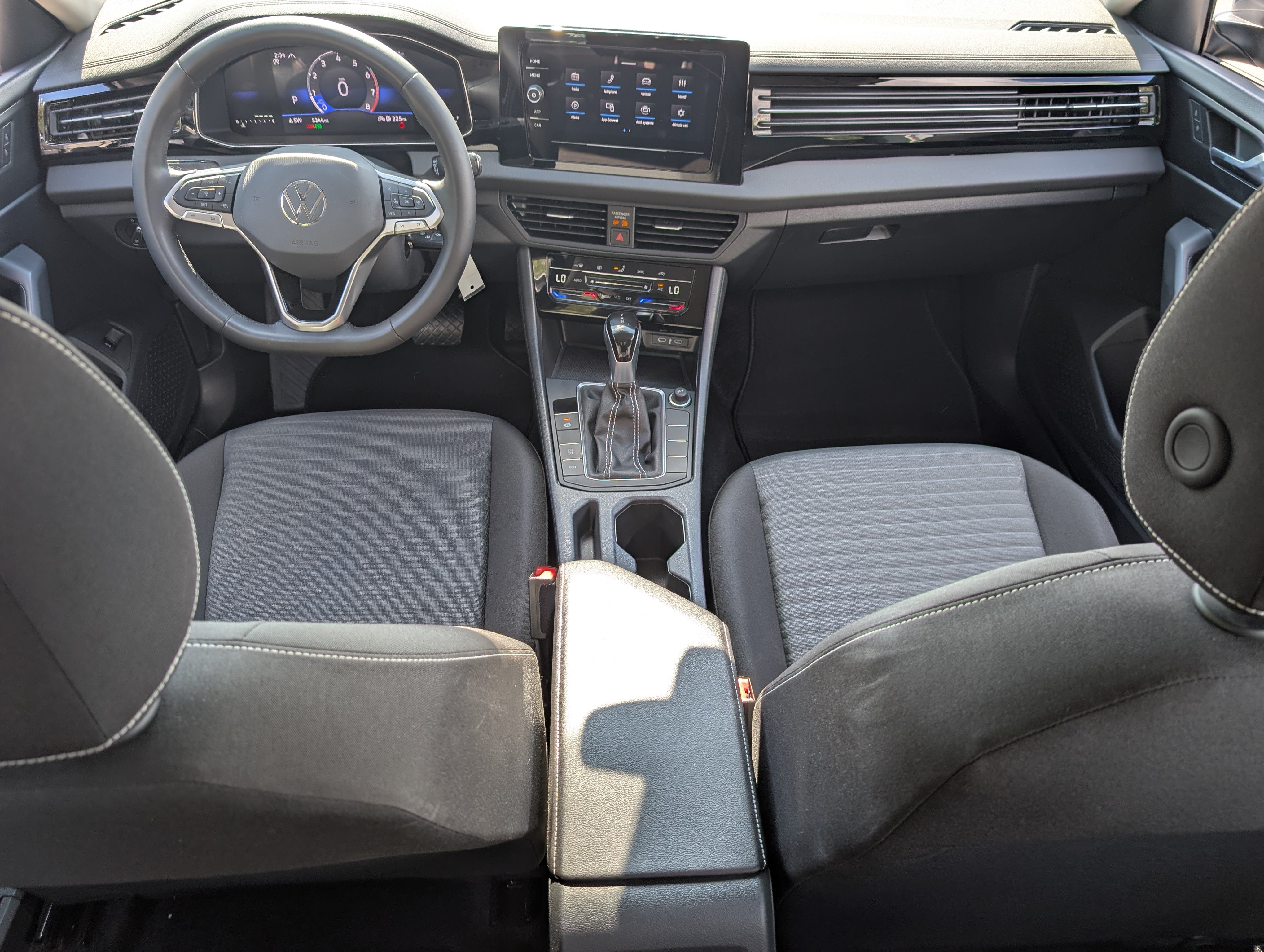 Used 2025 Volkswagen Jetta S FWD image 22