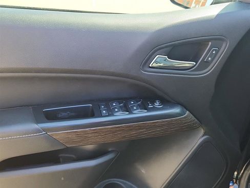 Used 2018 GMC Canyon Denali image 12