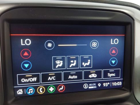 Used 2021 Chevrolet Silverado 1500 LT Trail Boss w/ Convenience Package II image 24