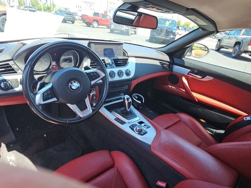 Used 2012 BMW Z4 sDrive35i RWD image 8