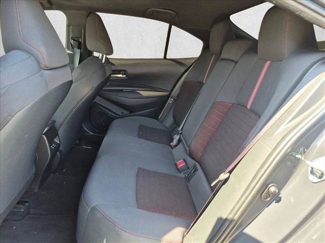 Used 2024 Toyota Corolla SE w/ SE Premium Package FWD image 19
