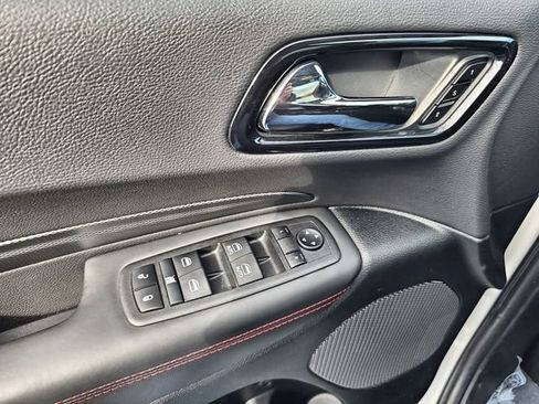 Used 2024 Dodge Durango GT image 19