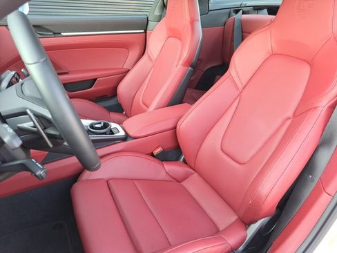 Certified 2023 Porsche 911 Targa 4 GTS image 5