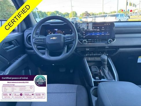 Used 2026 Chevrolet Colorado W/T RWD image 18
