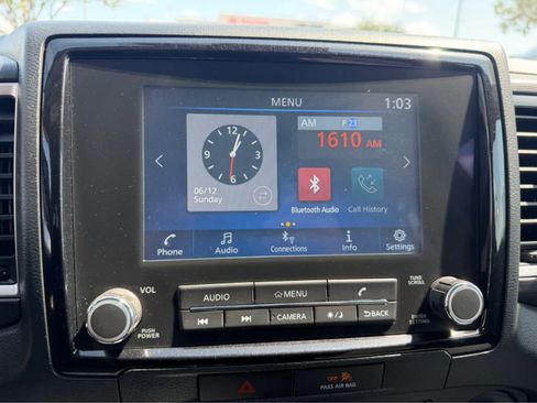 Used 2022 Nissan Frontier SV w/ Technology Package RWD image 32
