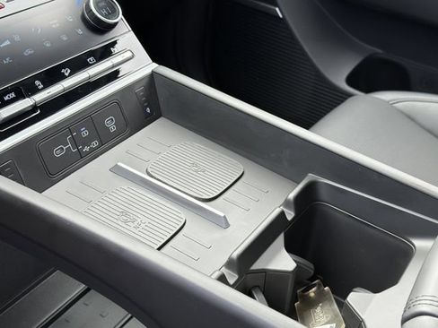 New 2026 Hyundai Santa Fe Limited FWD image 34