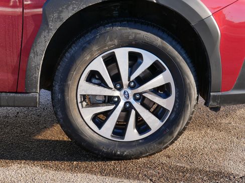 Certified 2025 Subaru Outback Premium image 15