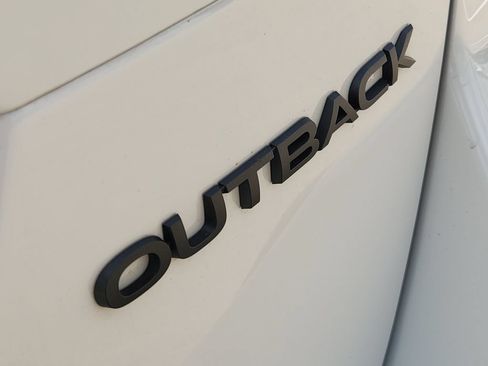 Used 2025 Subaru Outback Onyx Edition AWD/4WD image 12