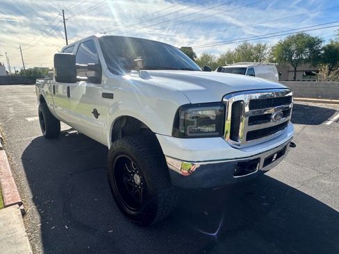 Used 2005 Ford F250 XLT image 3