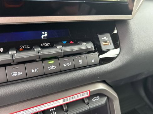 New 2026 Toyota Tundra Limited image 38