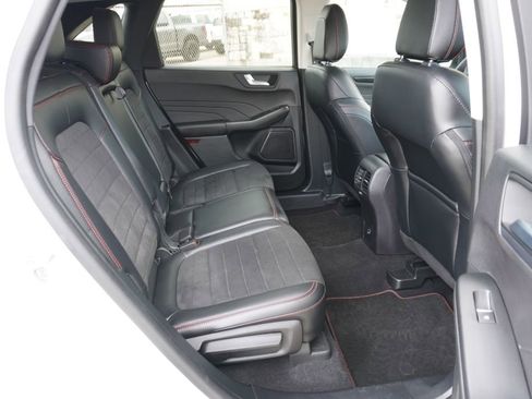 Certified 2022 Ford Escape SEL w/ SEL Stealth AWD Package image 22