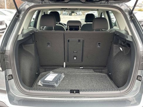 New 2026 Volkswagen Taos S FWD image 9