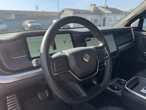 Used 2024 Rivian R1S Adventure image 10