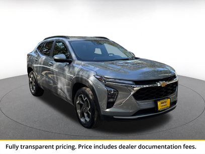 Used 2025 Chevrolet Trax LT w/ LT Convenience Package