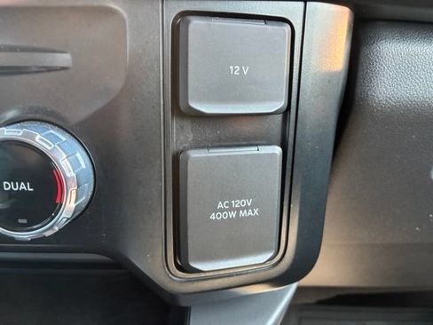 Used 2024 Ford F250 Lariat w/ Black Appearance Package AWD/4WD image 48