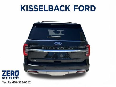 Used 2024 Ford Expedition Platinum AWD/4WD image 6