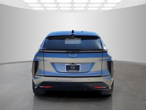 New 2026 Cadillac Lyriq V image 6