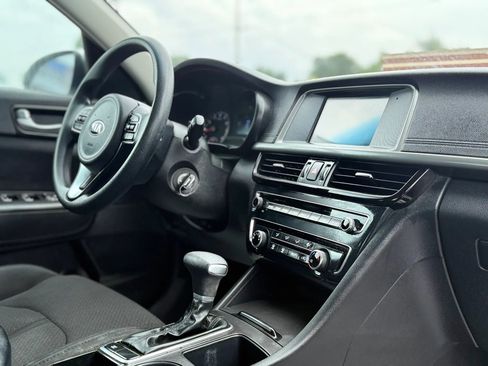 Used 2018 Kia Optima LX FWD image 32