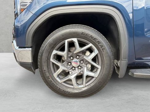Used 2022 GMC Sierra 1500 SLT w/ SLT Convenience Package image 23