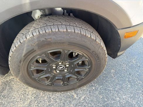 Used 2025 Ford Bronco Sport Badlands image 9