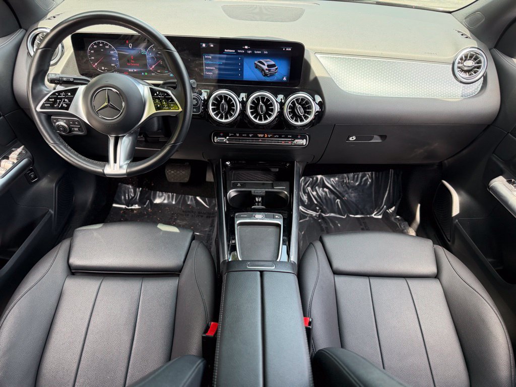 Used 2025 Mercedes-Benz GLA 250 4MATIC image 39