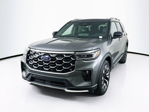 Used 2025 Ford Explorer Platinum w/ LUX Leather Package image 3