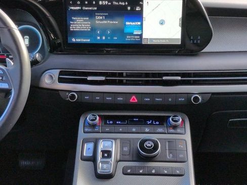 Used 2024 Hyundai Palisade SEL w/ Premium Package FWD image 18