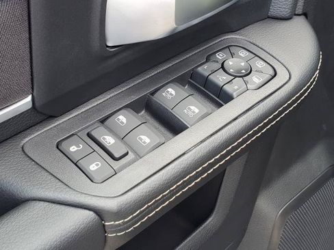 New 2026 RAM 2500 Big Horn AWD/4WD image 21
