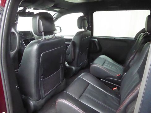 Used 2019 Dodge Grand Caravan GT FWD image 26