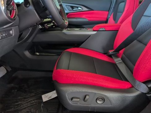 New 2026 Chevrolet Equinox EV RS image 12