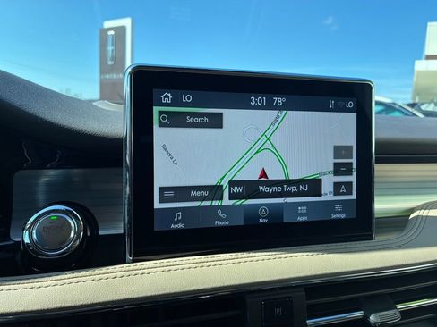 Certified 2021 Lincoln Corsair STANDARD w/ Equipment Group 101A image 17