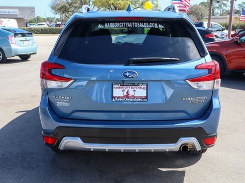 Used 2023 Subaru Forester Touring image 4