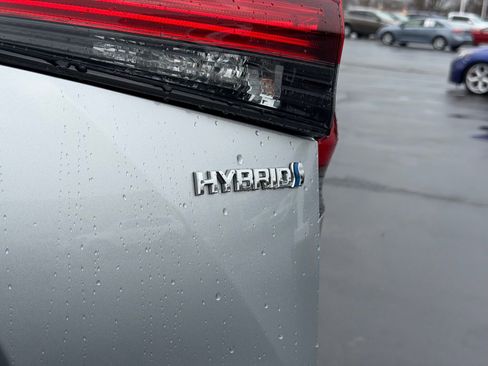 Used 2024 Toyota Highlander XLE image 38