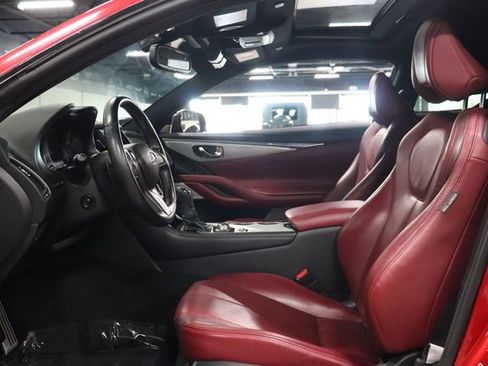 Used 2018 INFINITI Q60 Red Sport 400 w/ Sensory Package 3.0T Sport RWD image 11