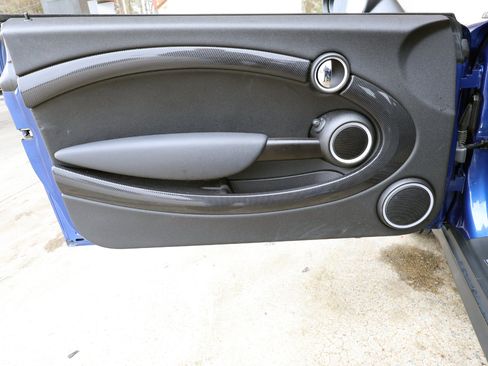 Used 2013 MINI Cooper S w/ Premium Pkg image 42