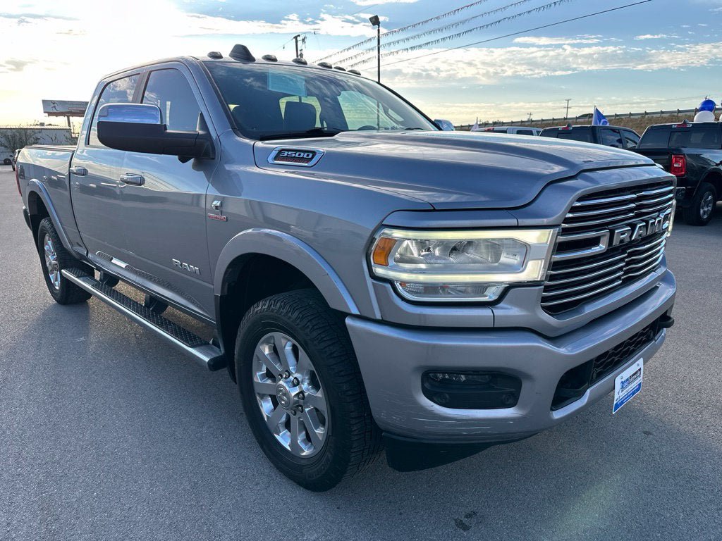 Used 2019 RAM 3500 Laramie AWD/4WD image 3