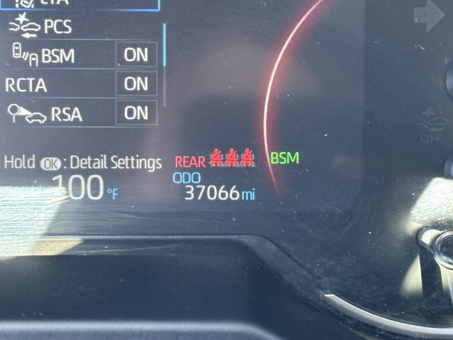 Used 2025 Toyota RAV4 XLE FWD image 30