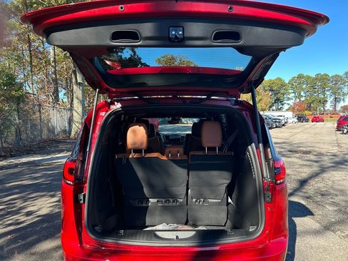 New 2026 Chrysler Pacifica Pinnacle image 30