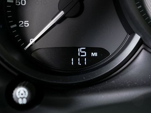 New 2026 Porsche Macan S image 12